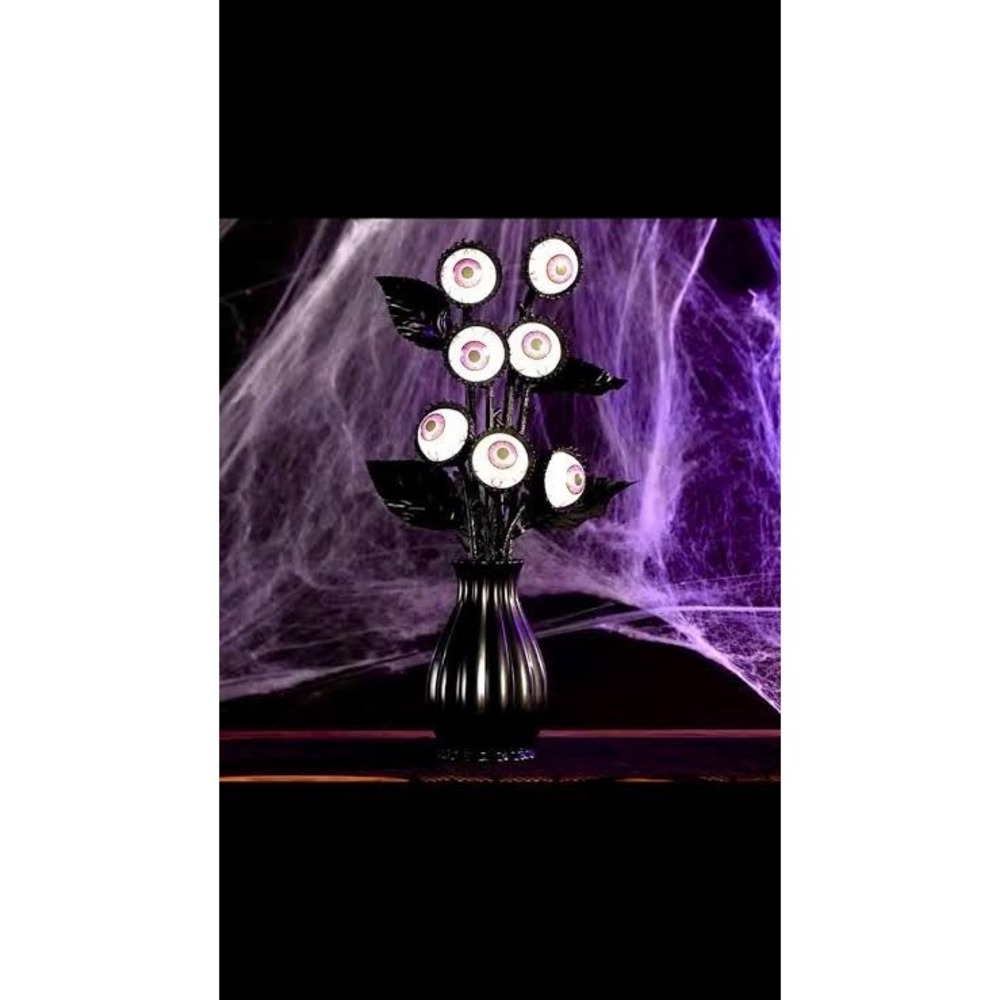 Cracker Barrel Eye Ball Bouquet 18" LED Motion Sensor Halloween RETIRED '25 RARE